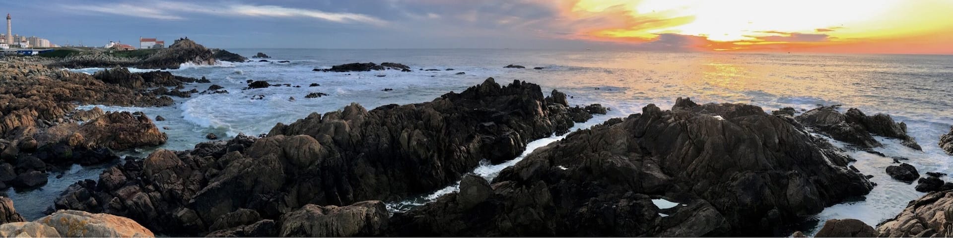 Close to the lighthouse in Leça da Palmeira.
#BeachTips
Portugal