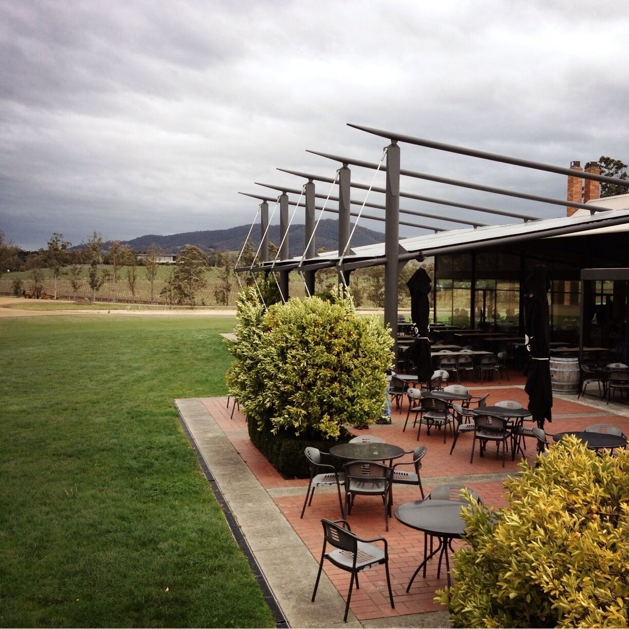 A very large and beautiful complex with a little something for everyone. Gallery, restaurant, bar, and even an outdoor stage where they hold special concerts and events. 