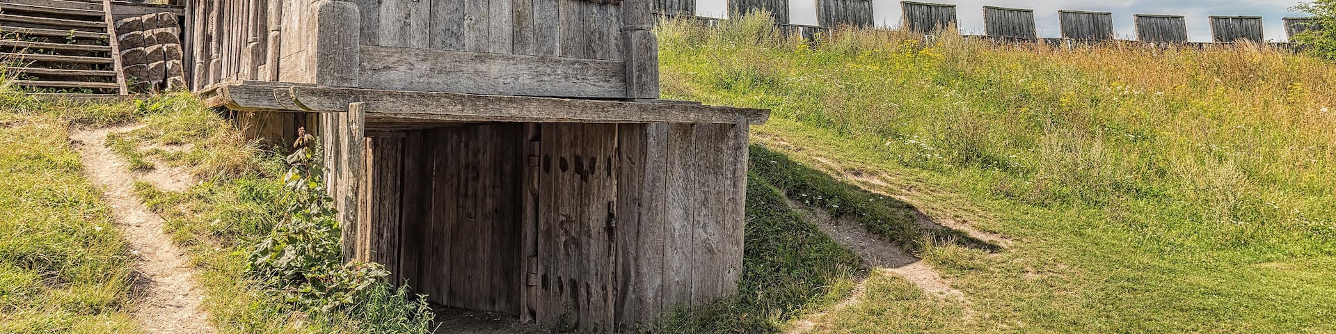 GGWNT6 An image of a reconstructed wooden viking fort called a trelleborg in the swedish city of the same name.