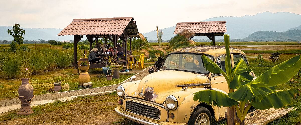 Breakfast view situated in the paddy fields, eating Langkawi's famous and delicious Nasi dagang Pak Malau. Tip: come early, before noon, as they run out fast! My favorites were their beef and fish nasi dagang. #lifeatexpediagroup #lifeatexpedia