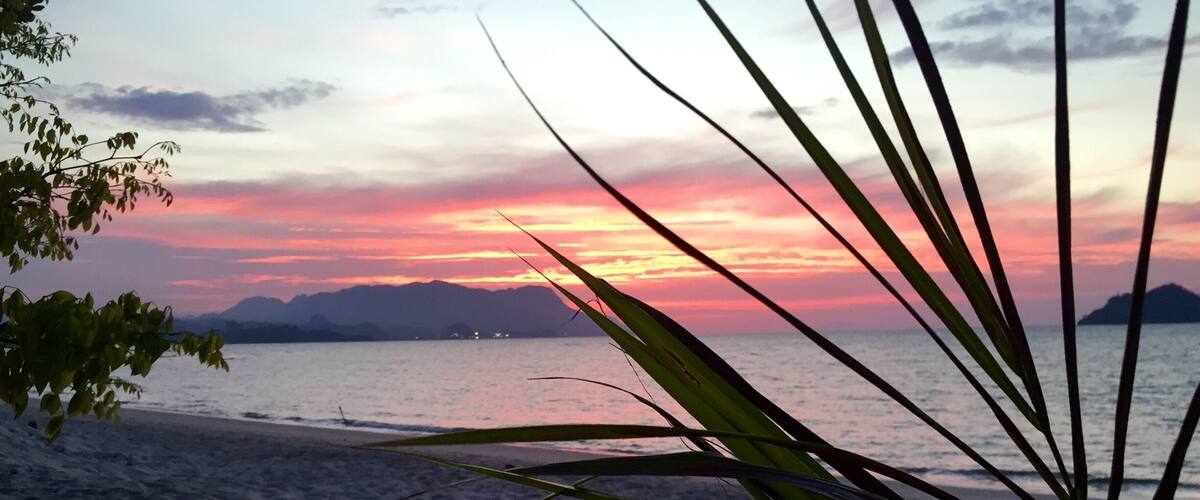 Beach hut in paradise 😍
