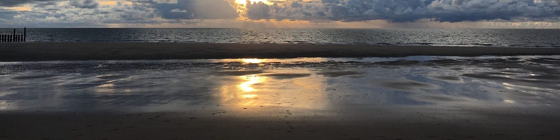 One of the wonderful evenings on the beach of Nieuw-Haamstede.
