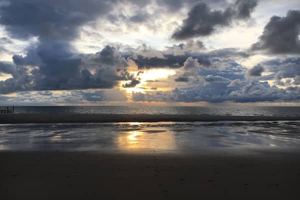 One of the wonderful evenings on the beach of Nieuw-Haamstede.