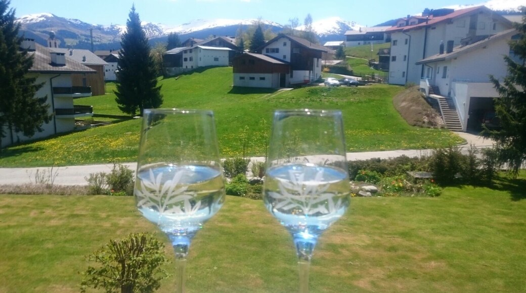 Enjoying the day with a great view and 2 glasses of prosecco