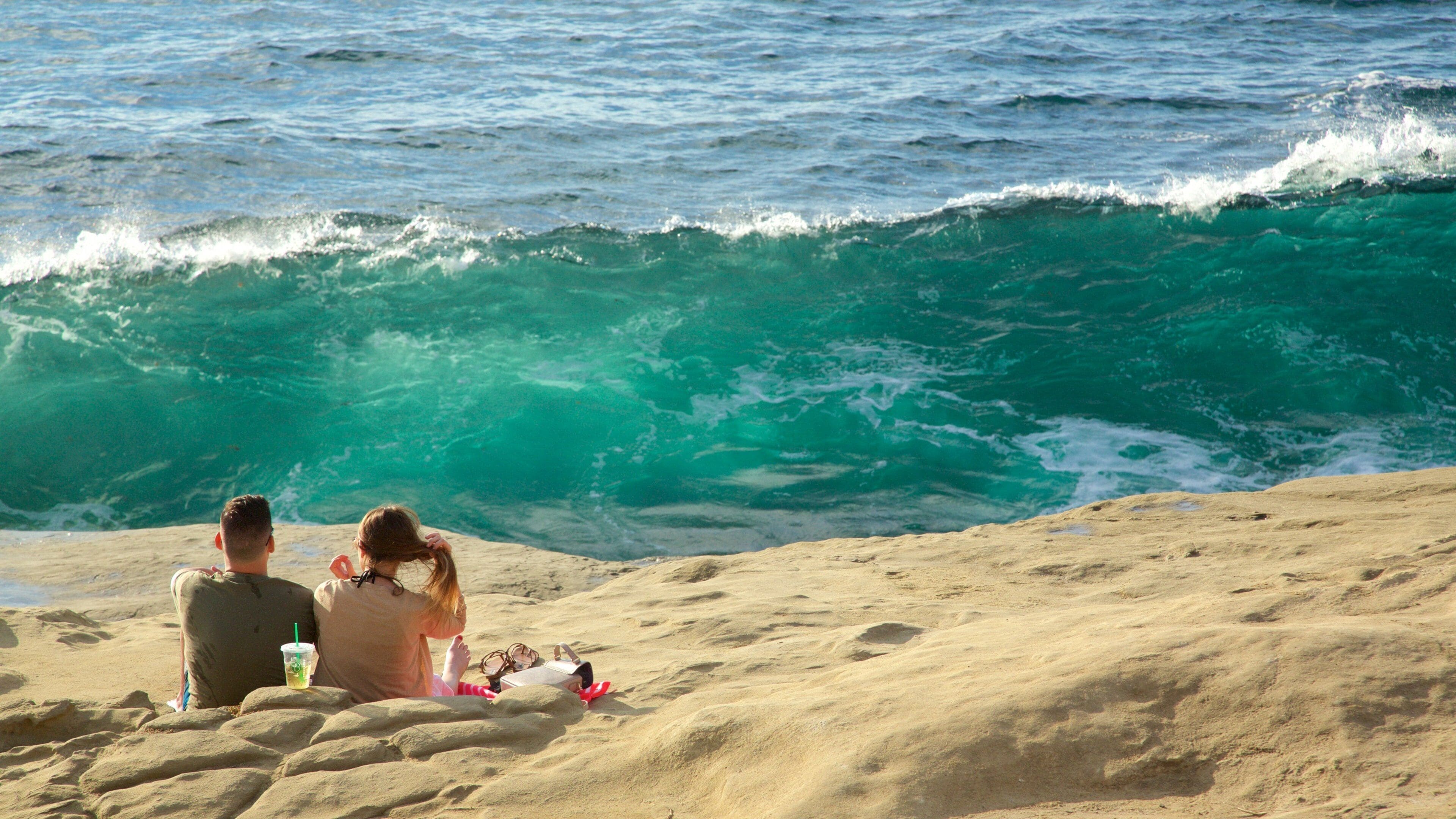La Jolla featuring general coastal views, picnicing and rocky coastline