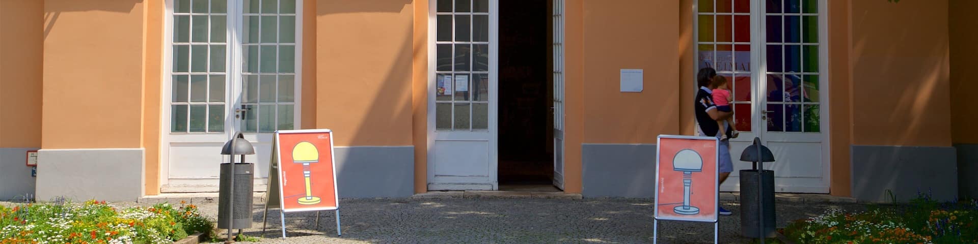 Bauhaus Museum which includes signage