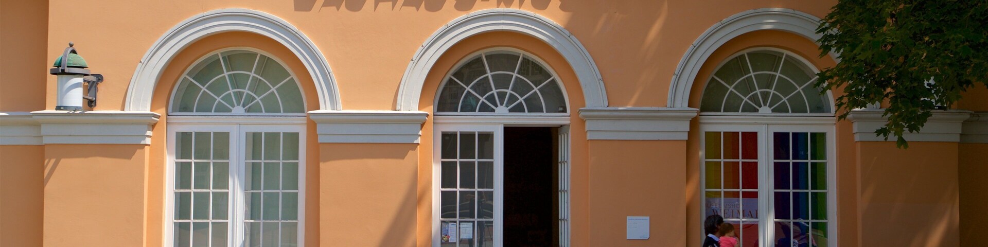 Musée du Bauhaus mettant en vedette signalisation