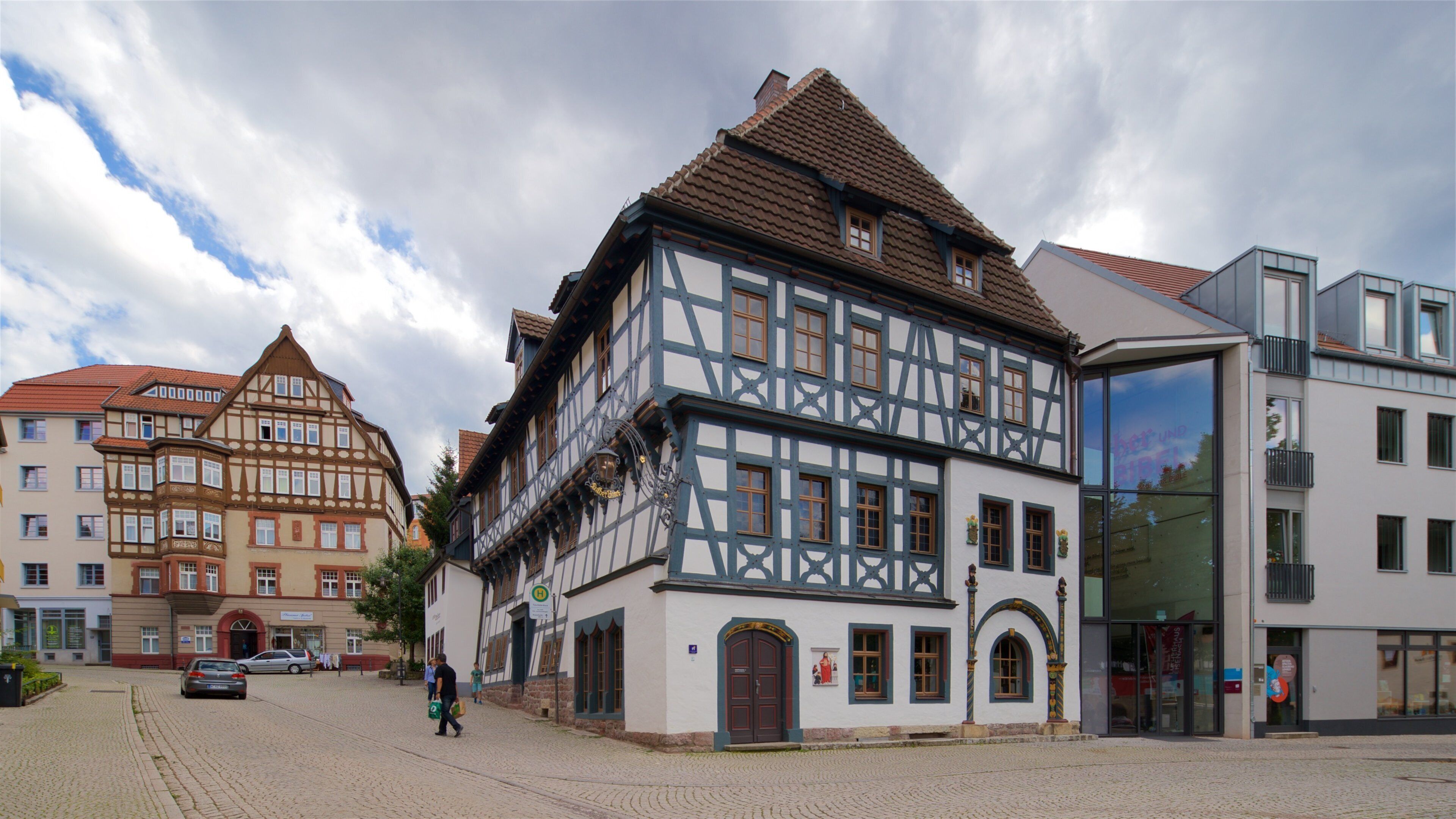 Lutherhaus showing heritage elements and a city