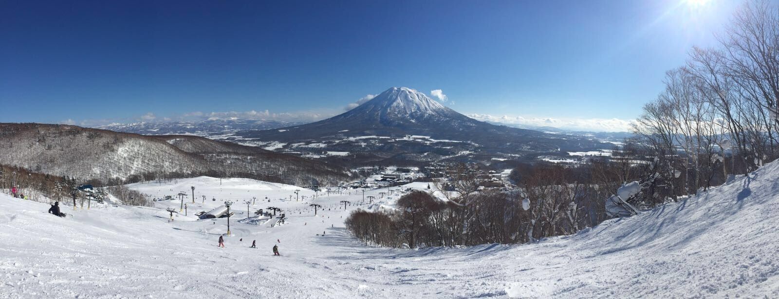 Mount Youtei on a clear day! #blue