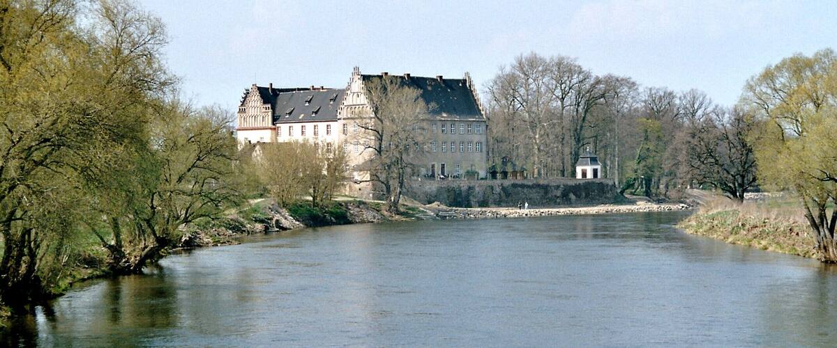 This is a photograph of an architectural monument. It is on the list of cultural monuments of Trebsen/Mulde, no. 09304423