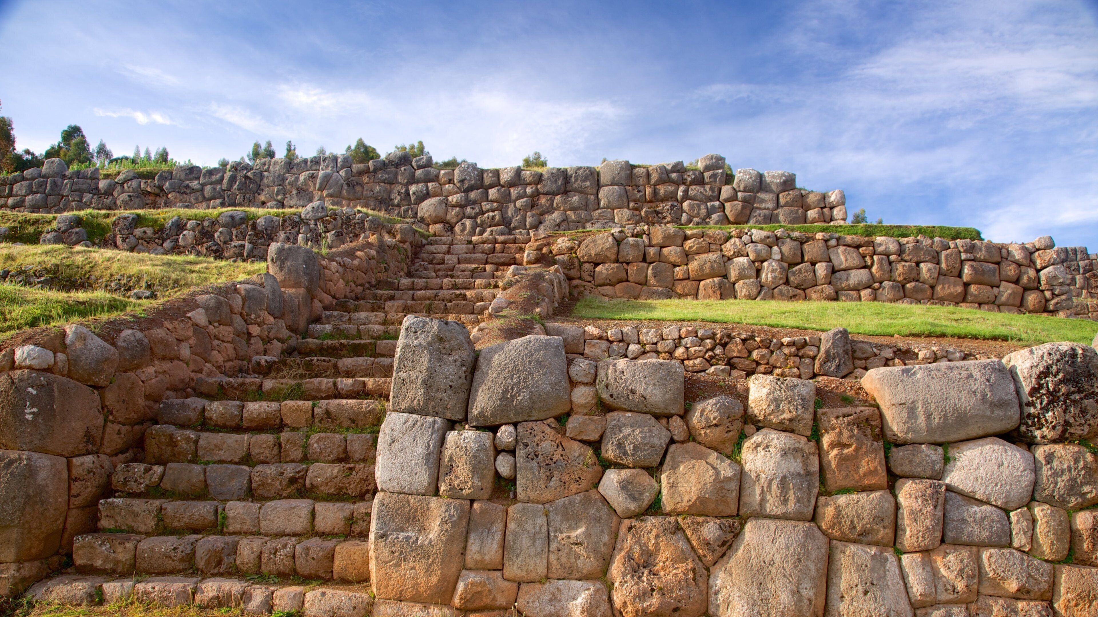 Chinchero featuring heritage elements