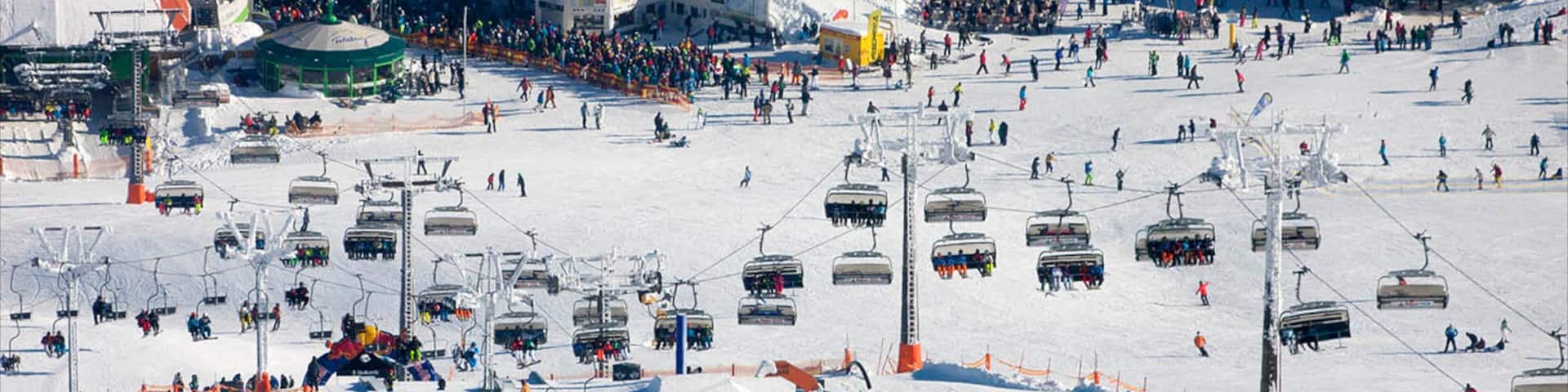 Feldberg Ski Resort which includes a luxury hotel or resort, snow and a gondola