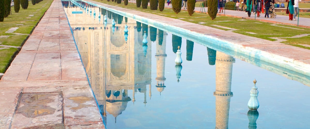 Agra which includes a pond