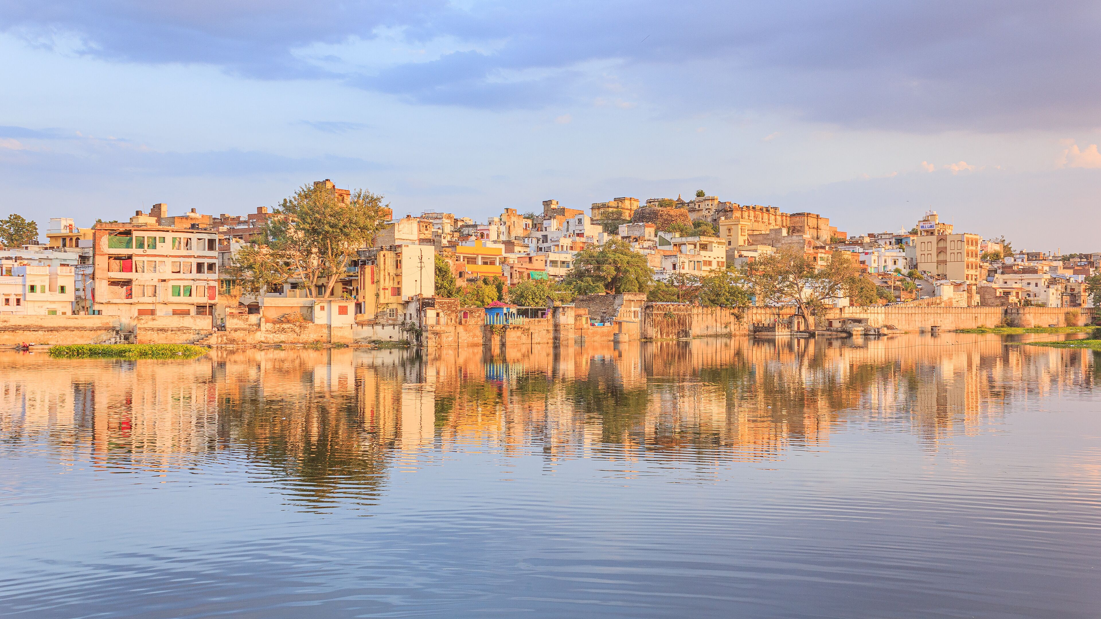 Udaipur sur le lac Swaroop Sagar
