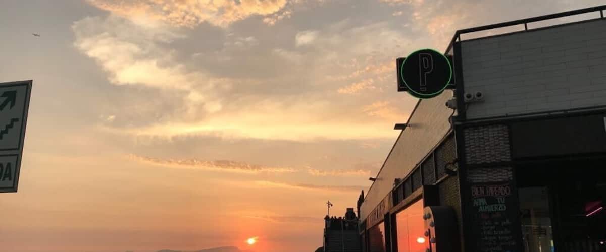 Sunset at Larcomar.  Beautiful place incredible food and amazing view!!!
LifeatExpedia