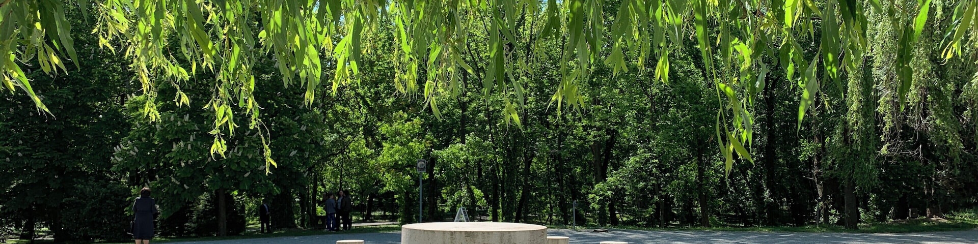 Masa Tacerii by Constantin Brancusi