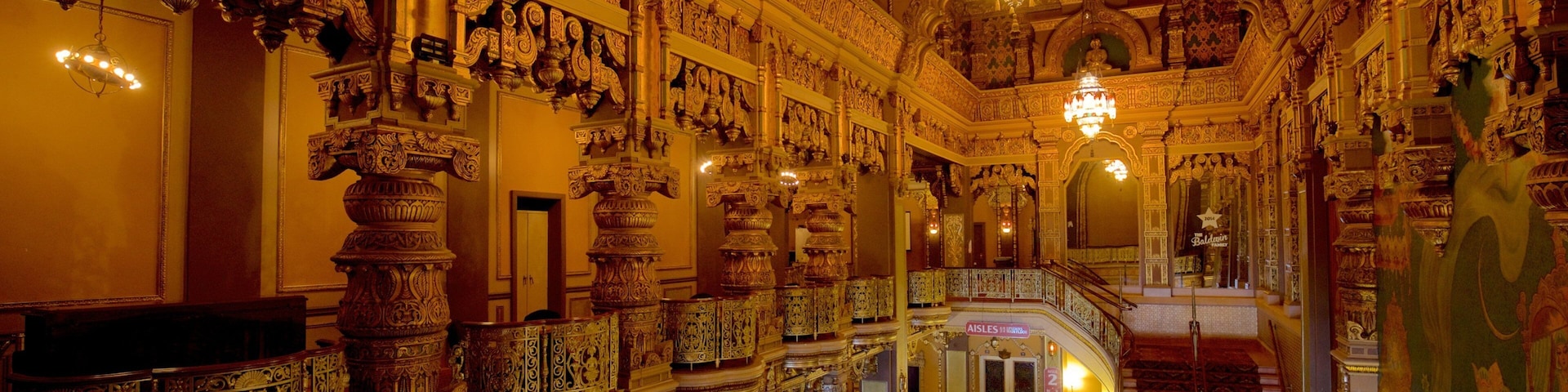 ๋๋๋งํฌ ๊ทน์ฅ ์ ํน์ง ์ค๋ด ์ ๊ฒฝ ๊ณผ ๋ฌธํ์ ์ฐ ์์