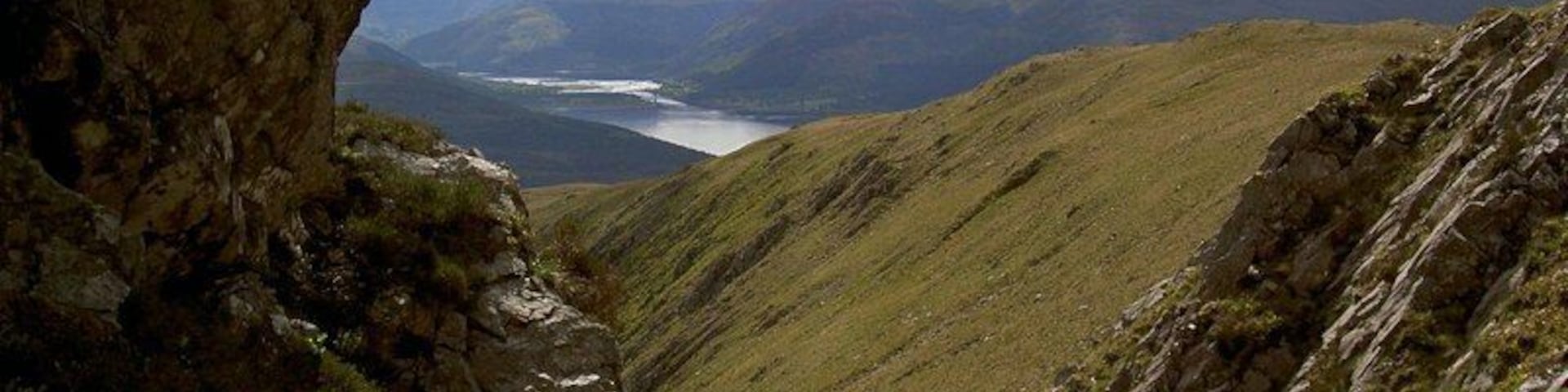 Creagan Stob an Ribein Short gully to ridge, looking across to Ballachulish