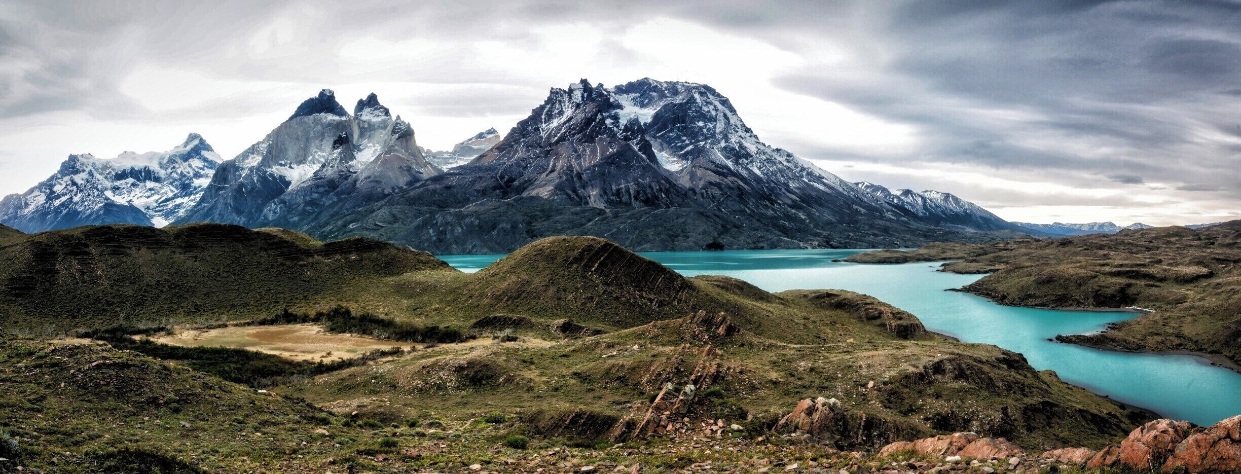 Encompassing more than 181,414 hectares of ancient forests, towering granite peaks, glaciers, lakes, rivers, and pampas, Torres del Paine is the gem in Chilean Patagonia's crown. 
#chile #patagonia #hiking #mountains #BVSBlue