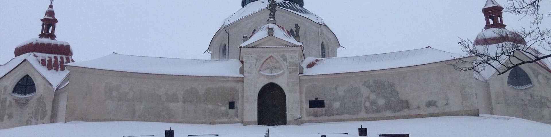 The pilgrim church of St. John of Nepomuk is situated on 'Zelená hora' in the Moravian town of Žďár nad Sázavou. Built in the 18th century, the church was inscribed on the UNESCO World Heritage site list in 1994.
Unfortunately it's closed in mid January, and the weather didn't help much, but I'm sure it would be better during the 'tourist' season. I shall return to view it properly!
#UNESCO #architecture