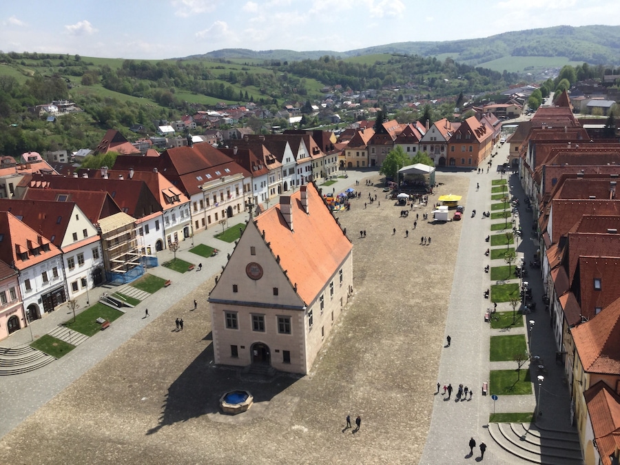 Bardejov is a well preserved medieval town in north-east Slovakia. Surrounded by hills, this beautiful town sees very visitors, despite being a UNESCO world heritage site since 2000.
There are fairly regular train connections from Košice (change in Prešov).
#UNESCO
#architecture #culture