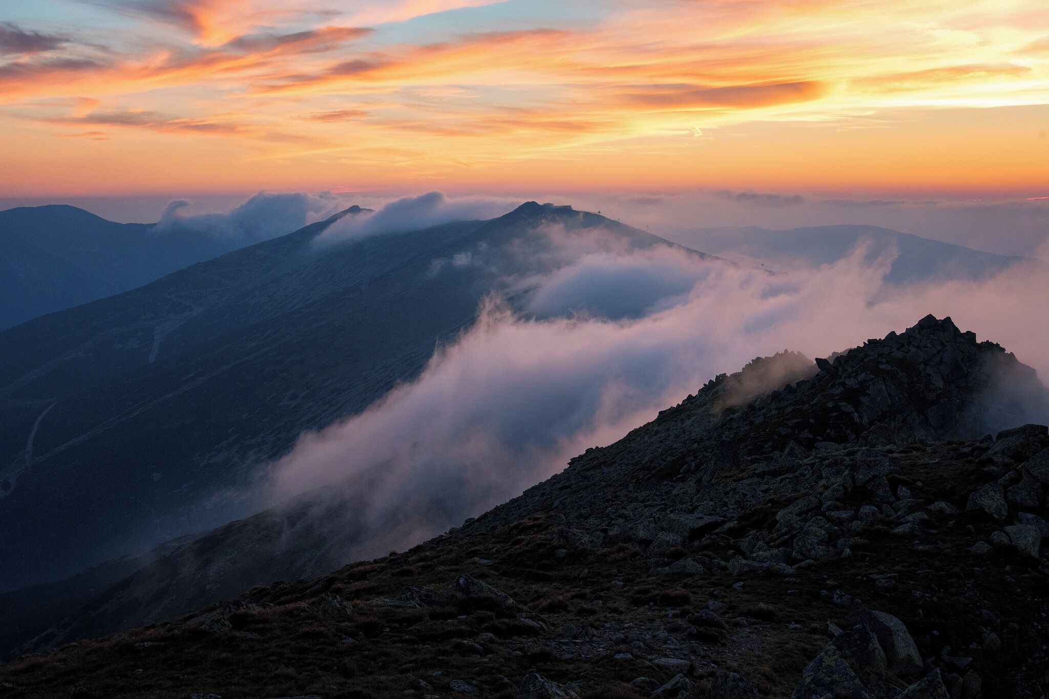 Beautiful morning at Low Tatras near Ďumbier. Best hike of this season. 

My insta- @oudoorstories
D850 + Nikkor 24-120 f4

#golden
