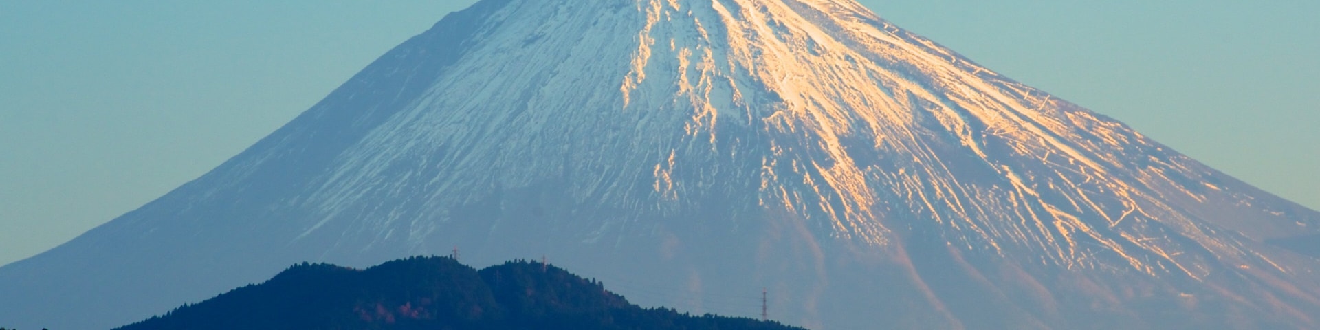Mount Fuji showing landscape views, mountains and snow