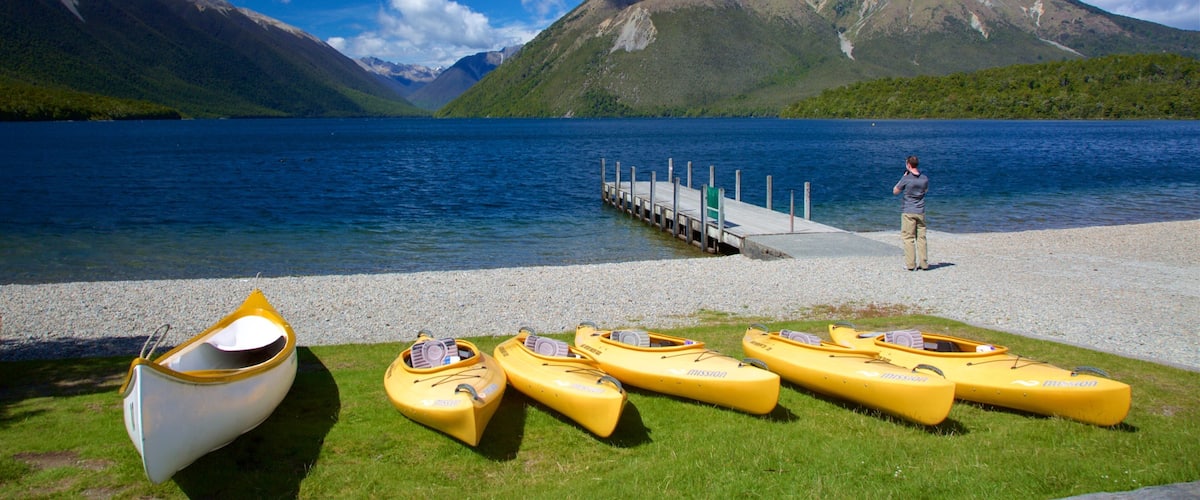 Nelson Lakes National Park which includes a bay or harbour, kayaking or canoeing and mountains