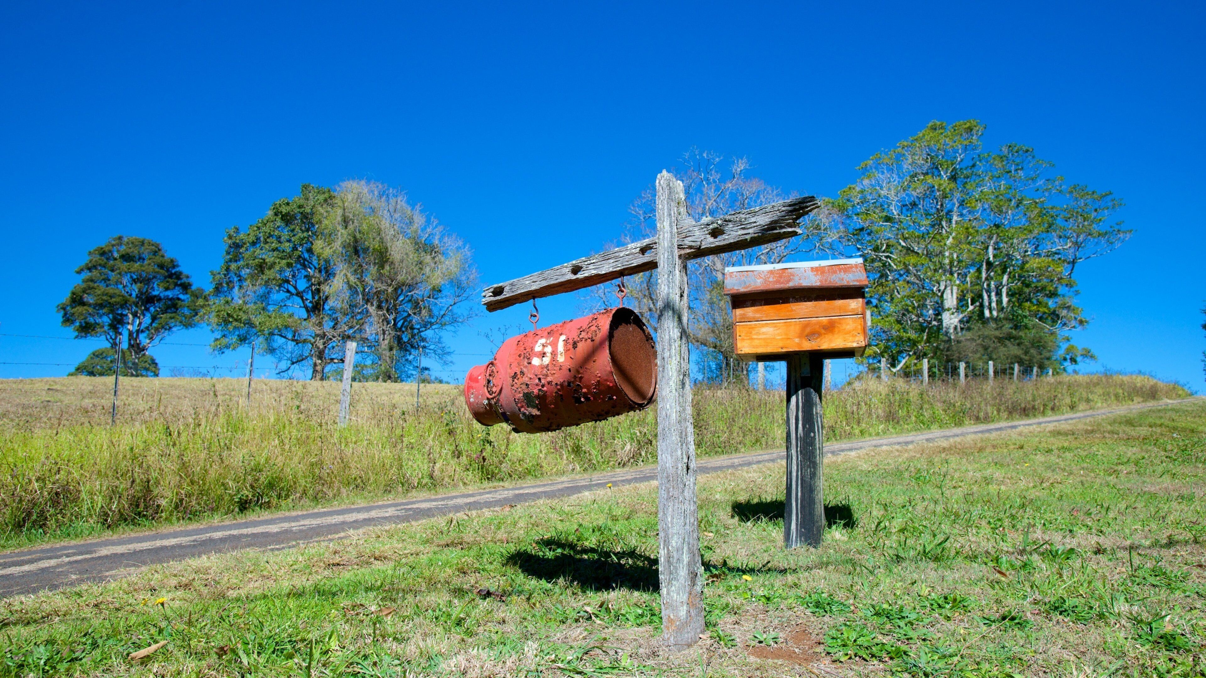 Maleny showing farmland and tranquil scenes