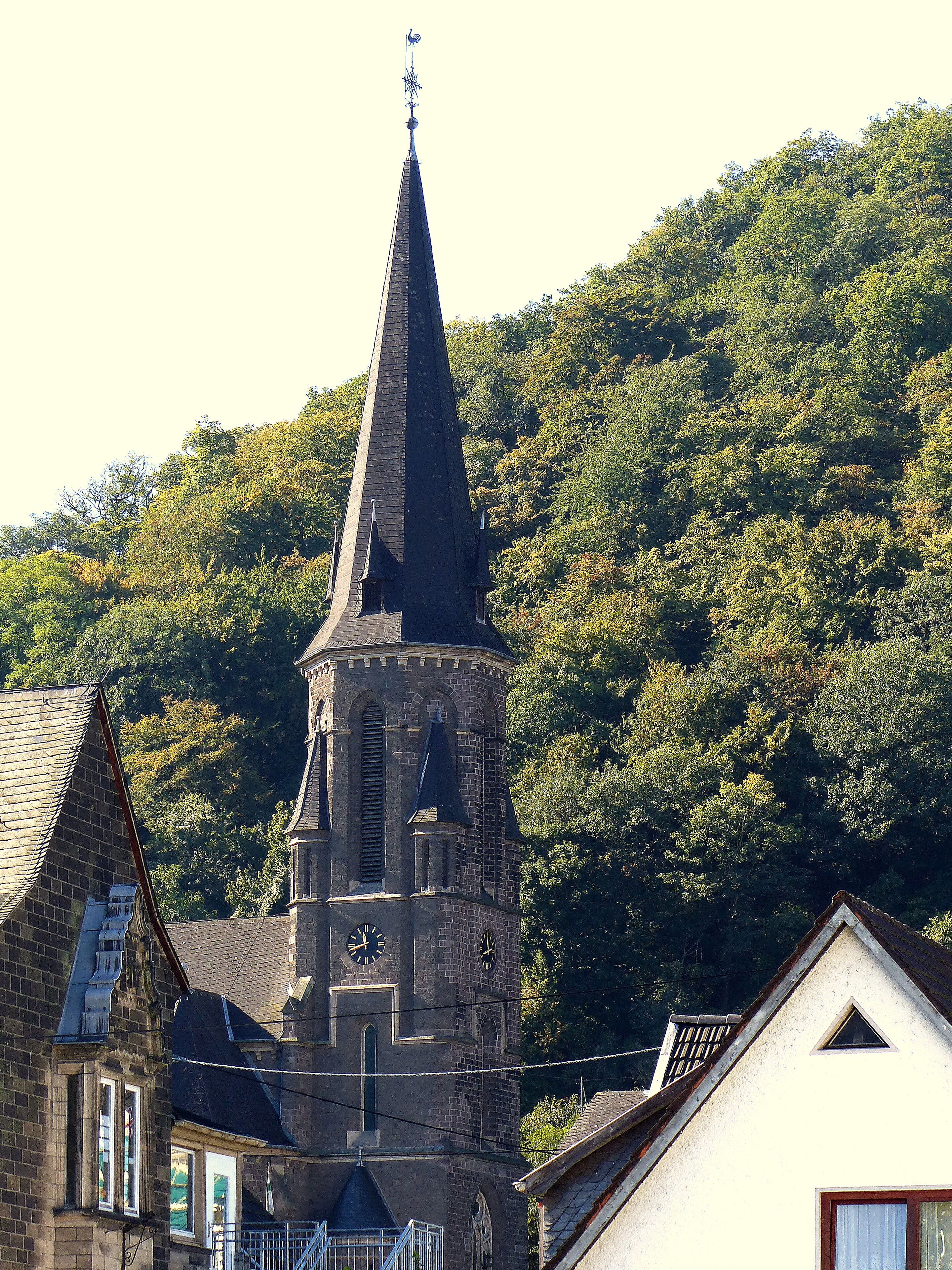 Brohl - Katholische Kirche "St. Johannes d.T."