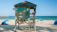 Deerfield Beach Pier which includes general coastal views and a sandy beach