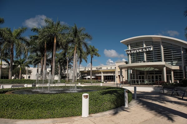 Miami_DadelandMall_6127764-0675