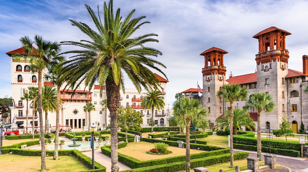 St. Augustine, Florida, USA downtown plaza.