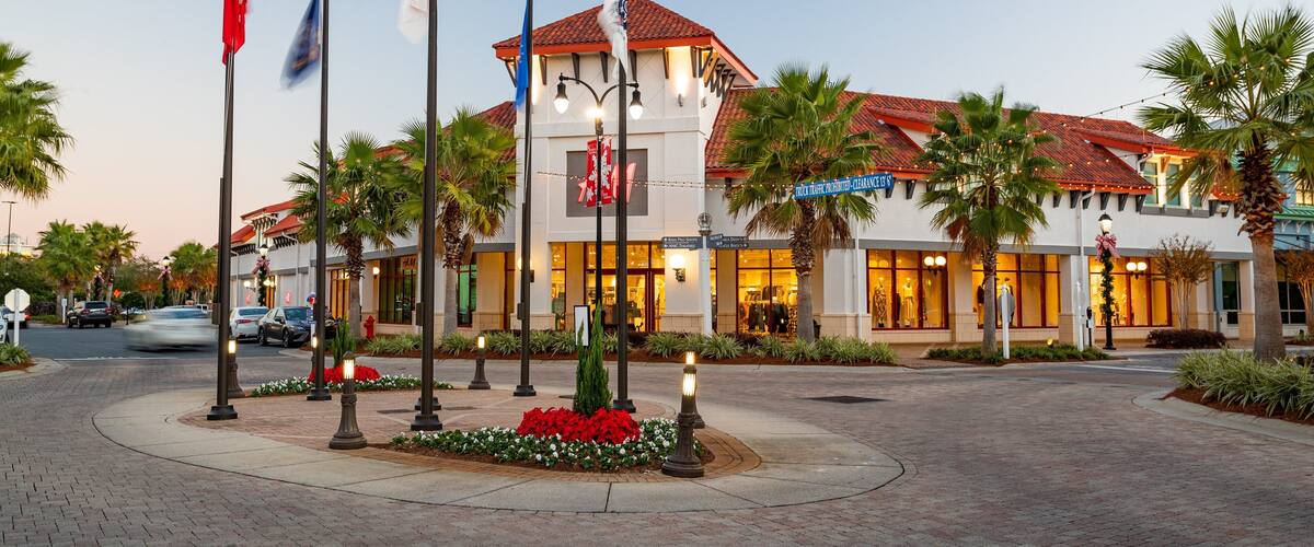 Destin Commons which includes a sunset