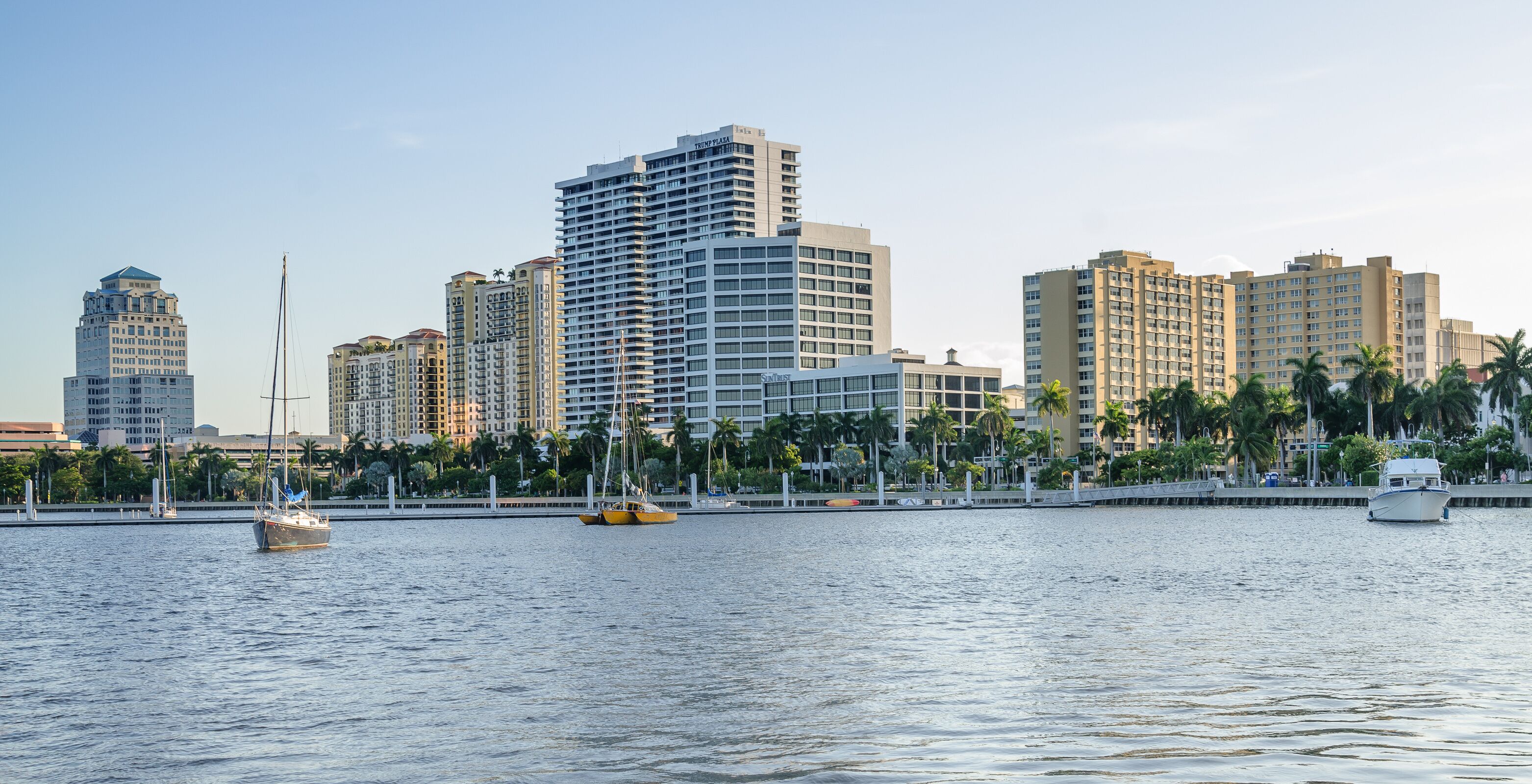 View of the West Palm Beach downtown from the intracoastal waterway