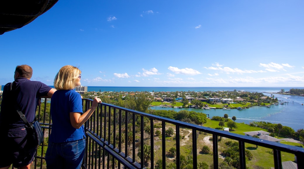 Jupiter Inlet Lighthouse showing a coastal town, general coastal views and views