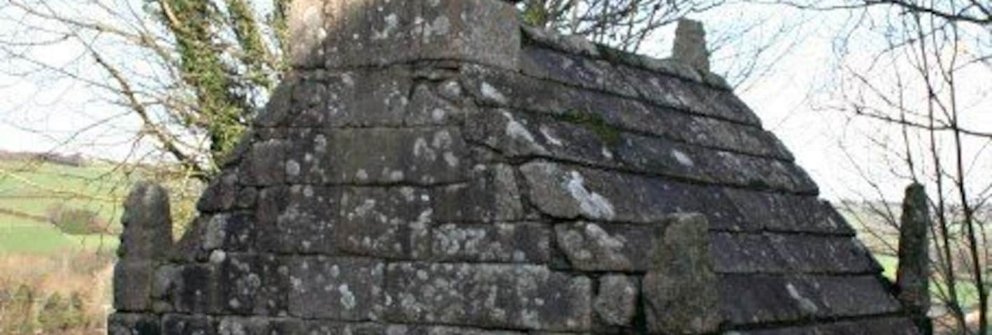 Dupath Well Chapel This holy well chapel is believed to have been built around 1510. It is made of granite, even the roof is made of large granite slabs. There is a legend that in an earlier age, this site is the place where two Saxon chiefs fought a duel to the death.