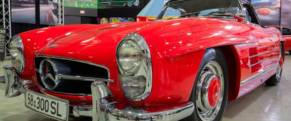 San Diego Automotive Museum featuring heritage elements and interior views