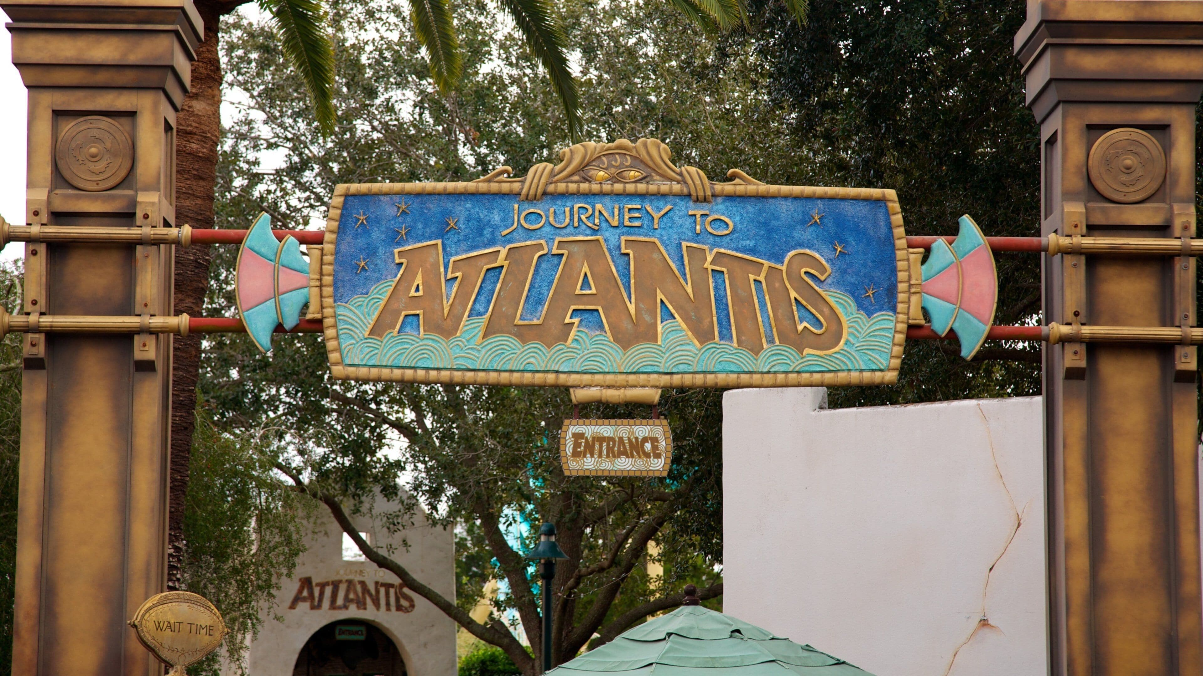 Exciting entrance to a water-themed attraction in Orlando, Florida for family fun and adventure