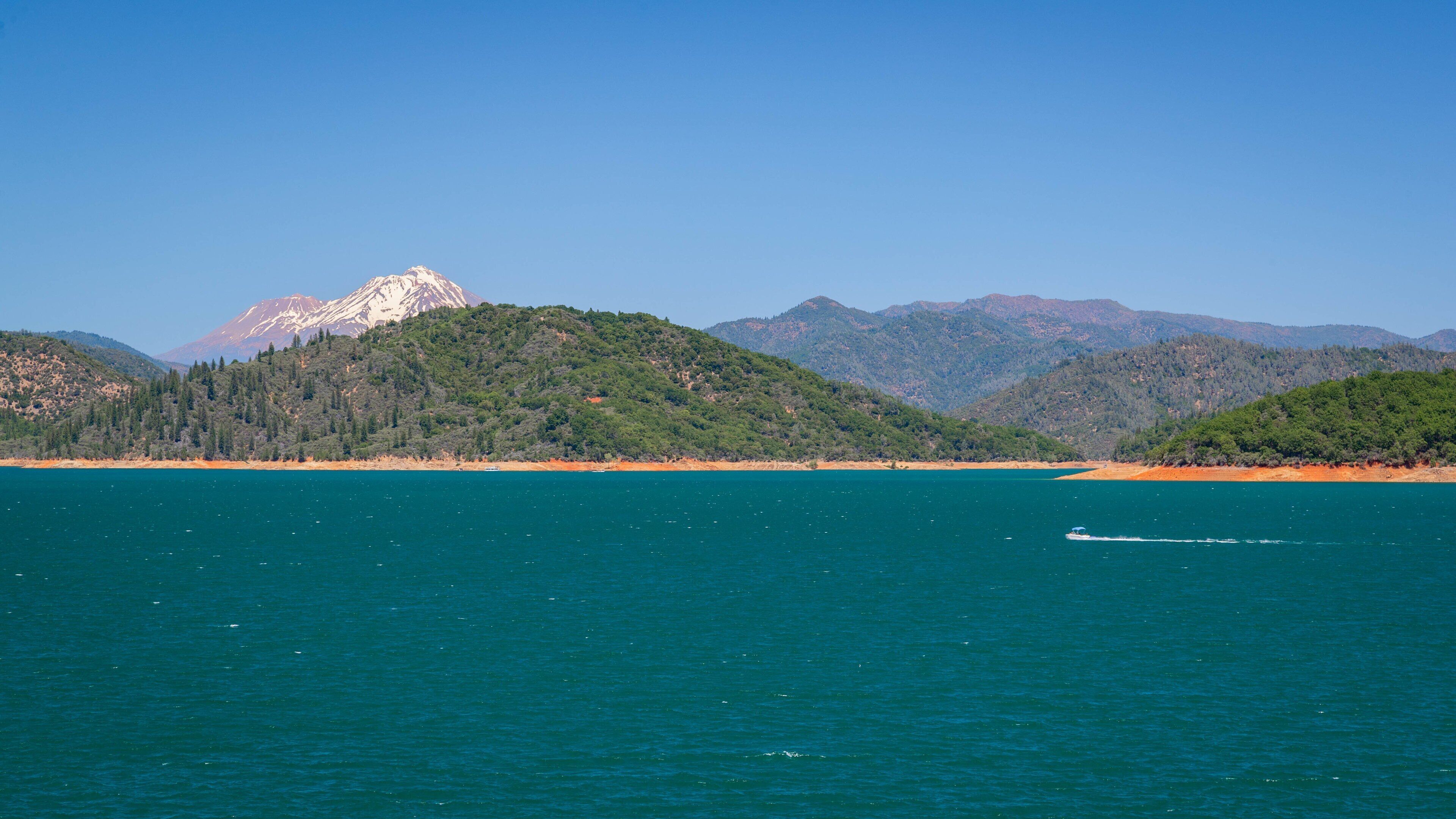 Shasta Lake