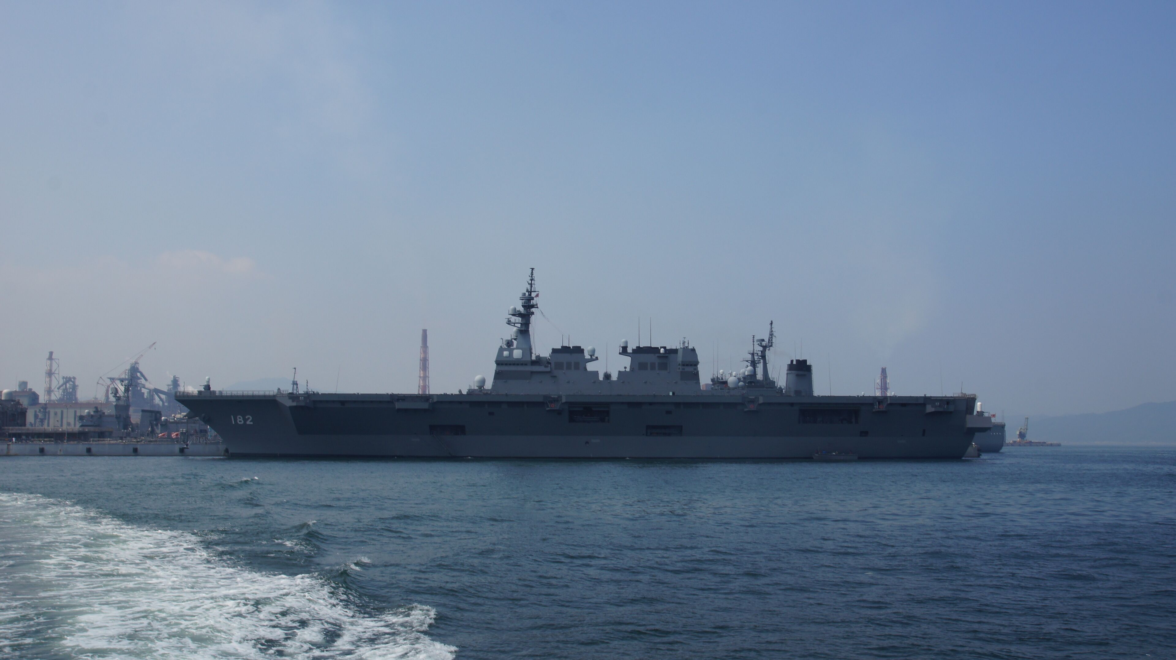 DDH 182 Ise port side view