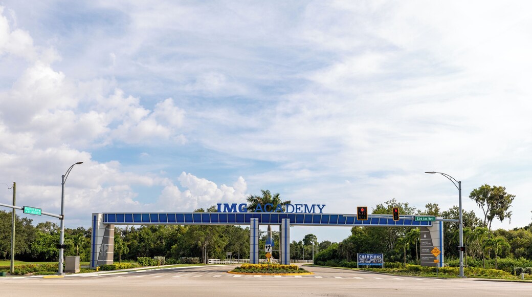 IMG Bollettieri Tennis Academy