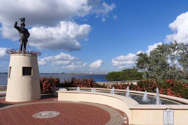 Statue of Juan Ponce de Leon (1460?-1521), who was a Spanish explorer and soldier who was the first European to set foot in Florida. He also established the oldest European settlement in Puerto Rico and discovered the Gulf Stream (a current in the Atlantic Ocean). Ponce de Leon was searching for the legendary fountain of youth and other riches.
#LikeALocal