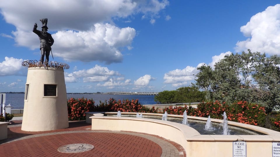 Statue of Juan Ponce de Leon (1460?-1521), who was a Spanish explorer and soldier who was the first European to set foot in Florida. He also established the oldest European settlement in Puerto Rico and discovered the Gulf Stream (a current in the Atlantic Ocean). Ponce de Leon was searching for the legendary fountain of youth and other riches.
#LikeALocal