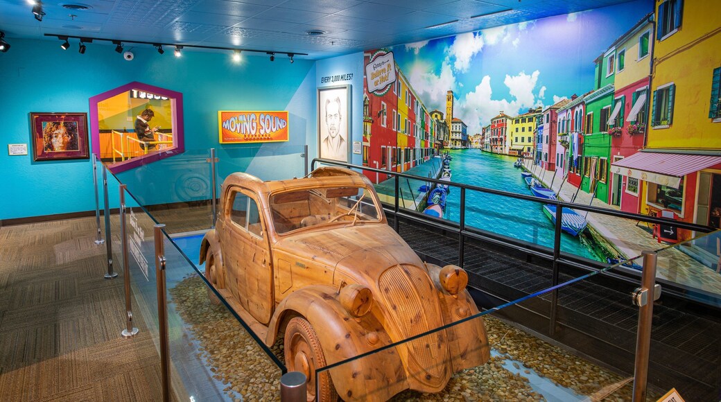 Ripley\'s Believe It or Not featuring interior views