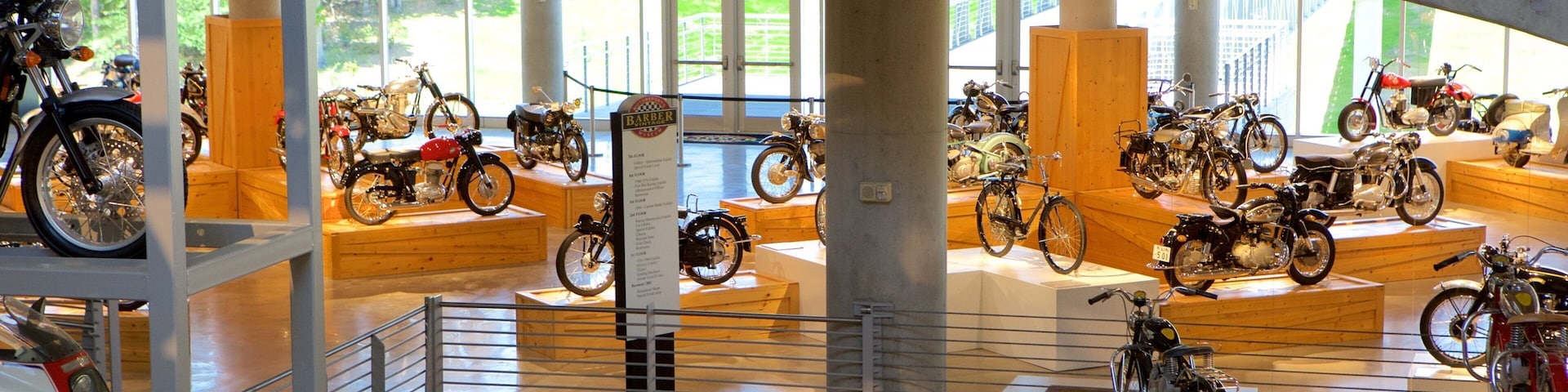 Barber Motorsports Park caracterizando vistas internas