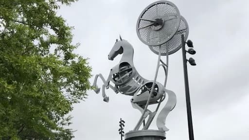 Melton City Harness Racing Clock Tower.
There is also a Harness Racing complex on the outskirts where you can get together with friends and have a meal and drink.