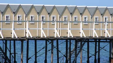 Helsingborg which includes a bay or harbor