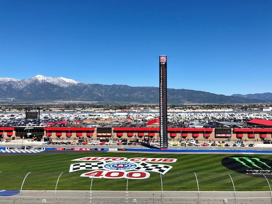 Beautiful snow covered backdrop here in Fontana and it’s time for the Xfiniity Race.