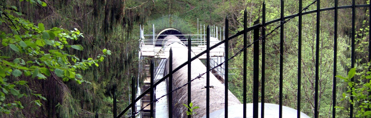 Aquädukt über den Teufelsgraben beim Ort Grub, Gemeinde Valley - Ansicht aus Richtung NordWest direkt vom Nördlichen Brückenlager aus